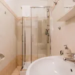 Ariana Luxury 3*