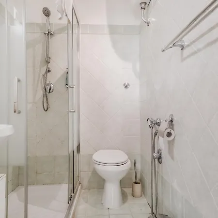 Guest house Ariana Luxury 3*