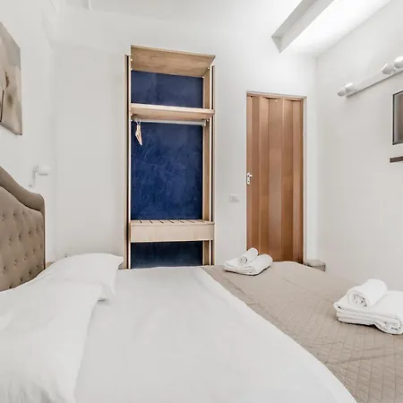 Ariana Luxury 4* Roma