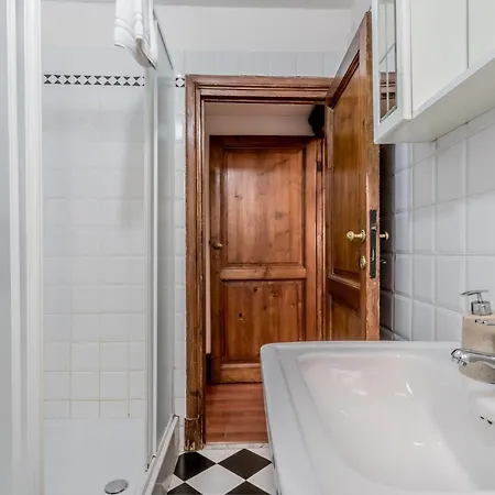 Ariana Luxury Pensión Roma