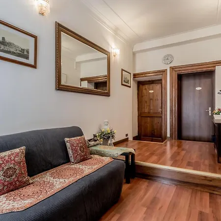 Ariana Luxury Pensión Roma