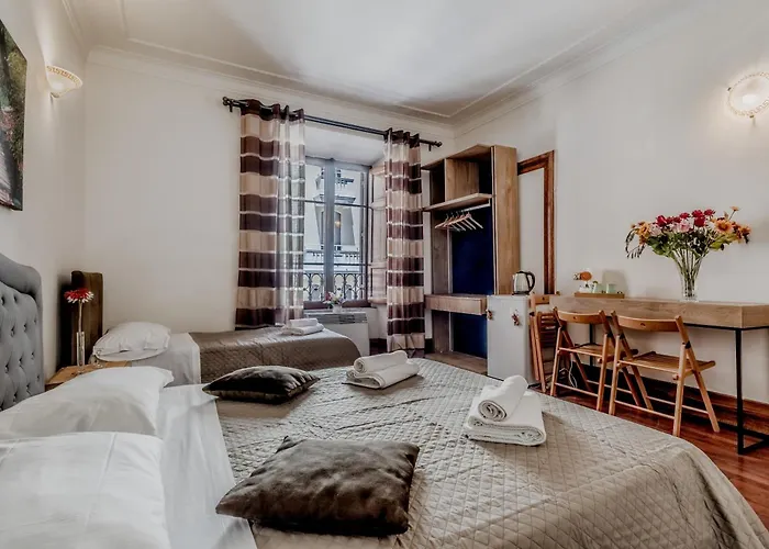 Ariana Luxury Πανσιόν Ρώμη