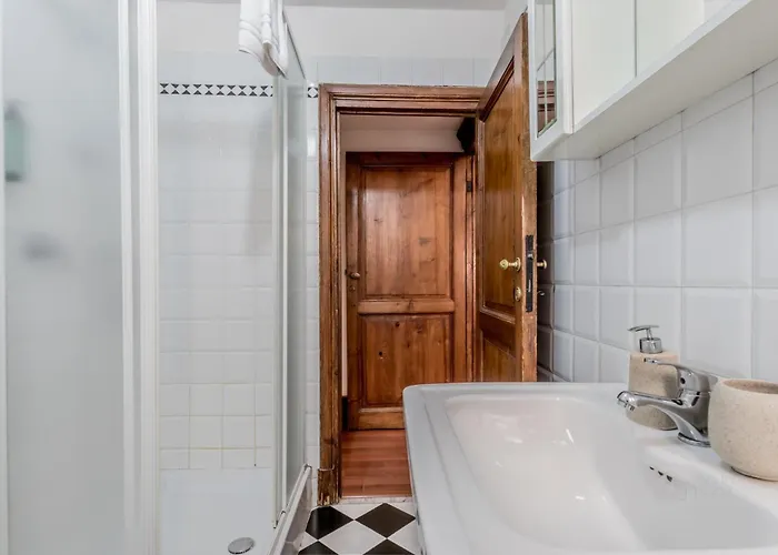 Ariana Luxury Πανσιόν Ρώμη