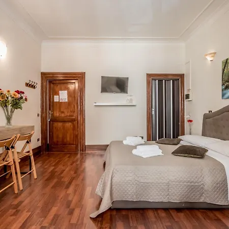 Πανσιόν Ariana Luxury